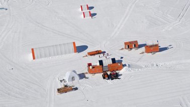 Ein Forschungscamp in der Antarktis | © BEYOND EPICA