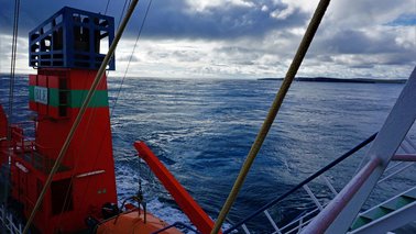 Der Blick aufs Meer von Deck der Walter Herwig III | Keine freie Verwendung | © Thünen-Institut Blick von einem Schiff auf den Ozean | © Thünen-Institut