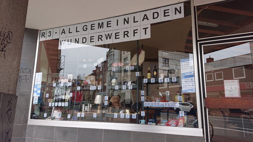 Ein Schaufenster eines Geschäftes mit Ware | © Prof. Dr.-Ing. Benjamin Wagner vom Berg