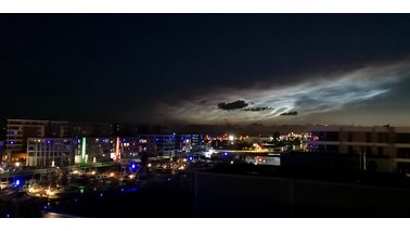 Leuchtende Wetterwolken bei Nacht.  | © Susanne Liebich